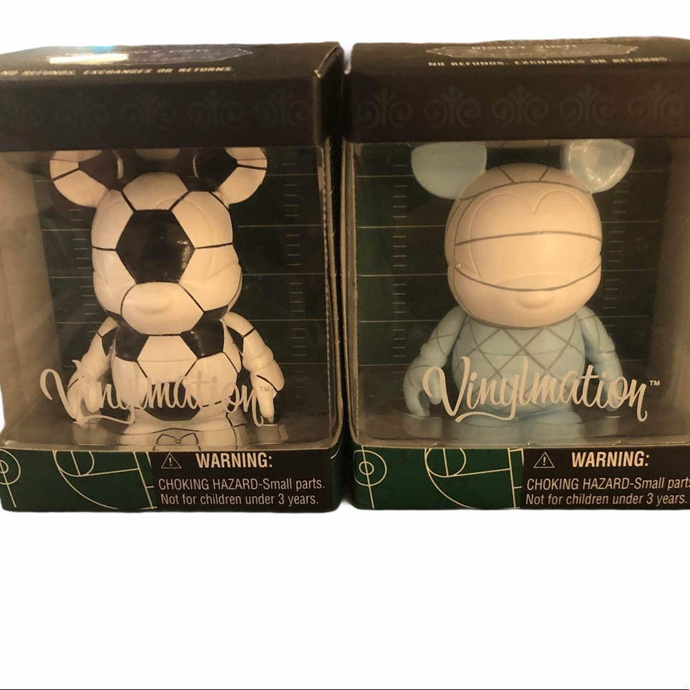 DISNEY VINYLMATION SOCCER/VOLLEYBALL